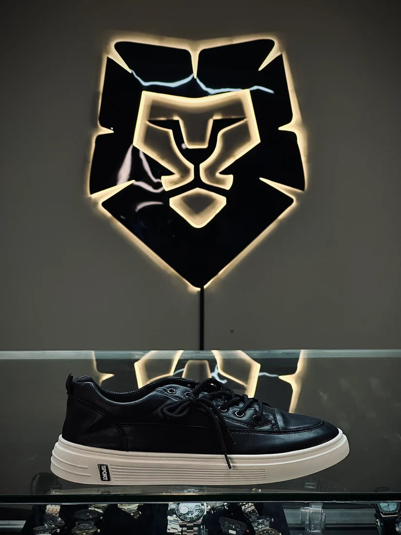 Monarch Low-Tops